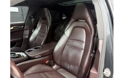 Porsche Panamera 4 E* AWD* DIS* PANO* 360* КРАЙНА ЦЕНА - автомобили, коли, обяви за нови и употребявани 11