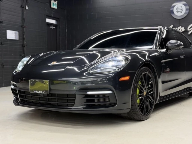 Porsche Panamera 4 E* AWD* DIS* PANO* 360* КРАЙНА ЦЕНА - автомобили, коли, обяви за нови и употребявани 1
