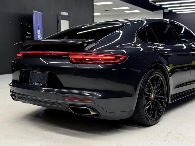 Porsche Panamera 4 E* AWD* DIS* PANO* 360* КРАЙНА ЦЕНА - автомобили, коли, обяви за нови и употребявани 6