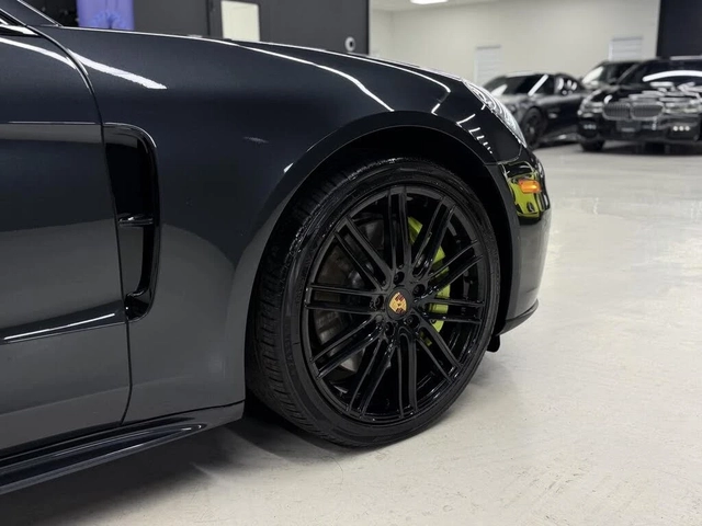 Porsche Panamera 4 E* AWD* DIS* PANO* 360* КРАЙНА ЦЕНА - автомобили, коли, обяви за нови и употребявани 2
