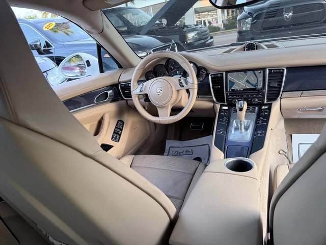 Porsche Panamera BOSE* 911 20" ДЖАНТИ* LANE ASSIST* КРАЙНА ЦЕНА - автомобили, коли, обяви за нови и употребявани 6