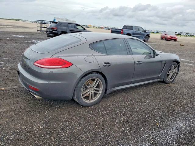 Porsche Panamera - автомобили, коли, обяви за нови и употребявани 2