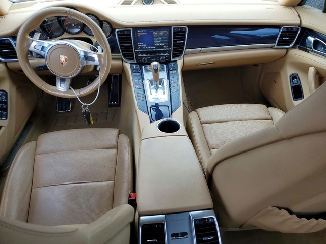 Porsche Panamera - автомобили, коли, обяви за нови и употребявани 7