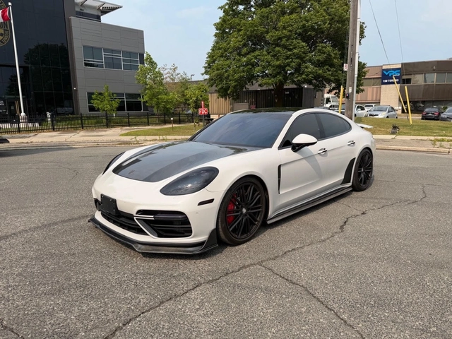Porsche Panamera TURBO* BODYKIT* ОБДУХ* 360* МАСАЖ* СЛ.ЛЕНТИ* М.ТОЧ - автомобили, коли, обяви за нови и употребявани 0