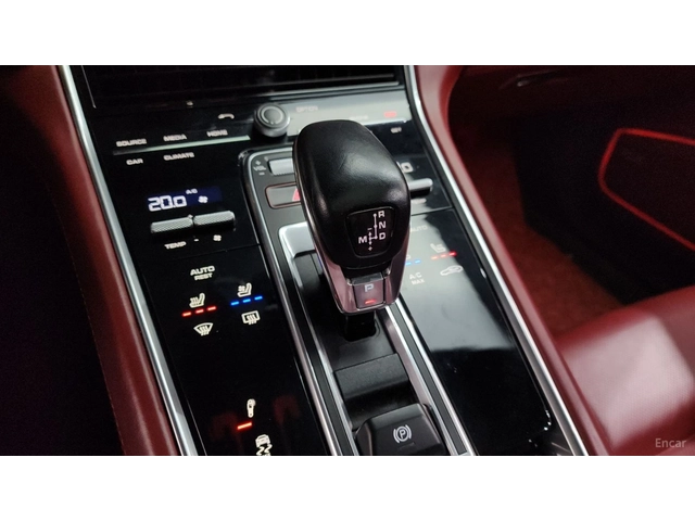 Porsche Panamera 4.0 GTS* КОЖА* ОБДУХВ* НАВИ* ПАНО - автомобили, коли, обяви за нови и употребявани 7
