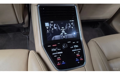 Porsche Panamera 4.0 Turbo* КОЖА* ОБДУХВ* НАВИ* 360 - автомобили, коли, обяви за нови и употребявани 16