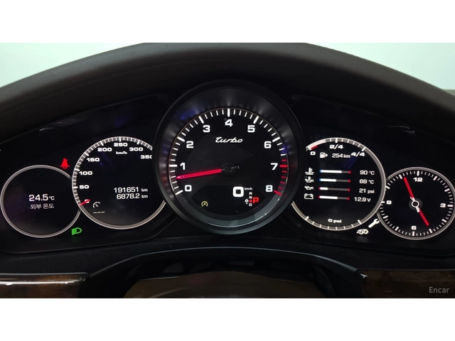 Porsche Panamera 4.0 Turbo* КОЖА* ОБДУХВ* НАВИ* 360 - автомобили, коли, обяви за нови и употребявани 6