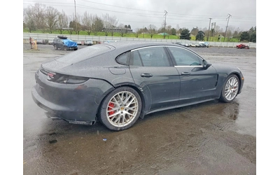 porsche-panamera - 4