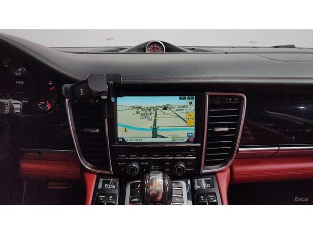 Porsche Panamera 3.0 DIESEL* PANO* ОБДУХВ* ПОДГРЕВ* НАВИ* КАМЕРА - автомобили, коли, обяви за нови и употребявани 13