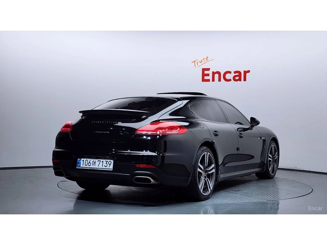 Porsche Panamera 3.0 DIESEL* PANO* ОБДУХВ* ПОДГРЕВ* НАВИ* КАМЕРА - автомобили, коли, обяви за нови и употребявани 1