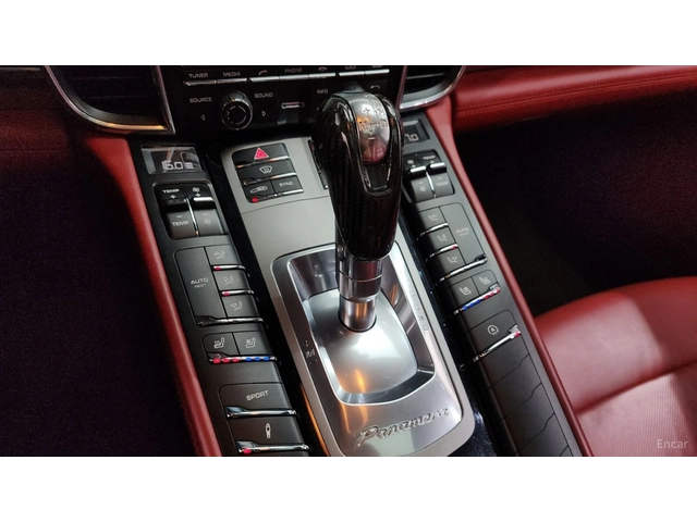Porsche Panamera 3.0 DIESEL* PANO* ОБДУХВ* ПОДГРЕВ* НАВИ* КАМЕРА - автомобили, коли, обяви за нови и употребявани 8