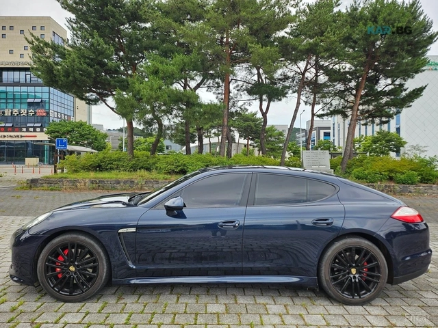 Porsche Panamera 970 EDITION - автомобили, коли, обяви за нови и употребявани 3