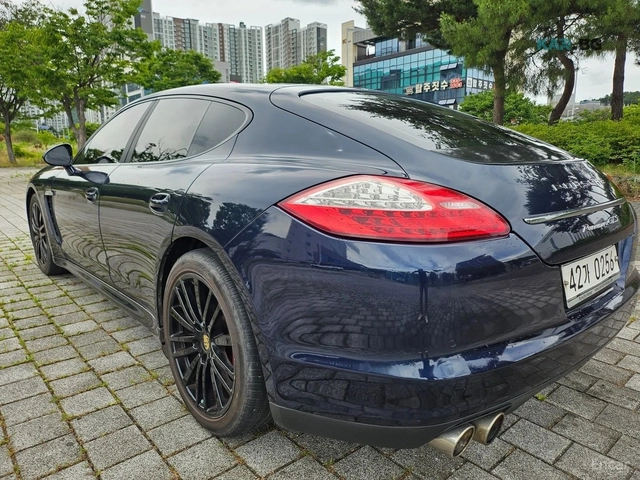 Porsche Panamera 970 EDITION - автомобили, коли, обяви за нови и употребявани 4