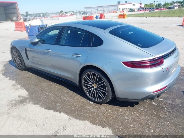 Porsche Panamera 4S* AWD* ПОДГРЕВ* ОБДУХВАНЕ* МАСАЖИ* 360* - автомобили, коли, обяви за нови и употребявани 3
