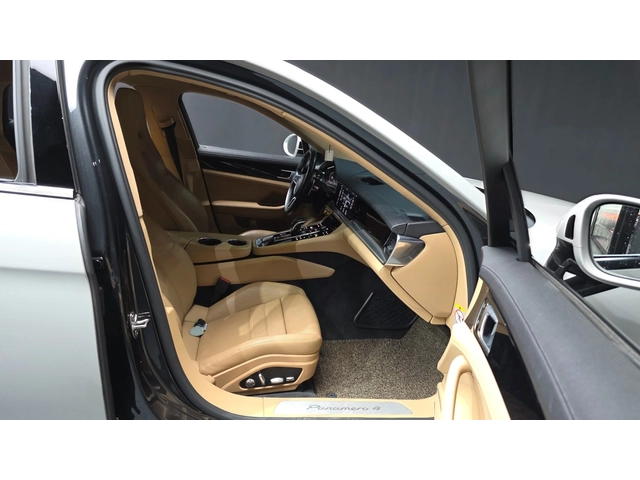 Porsche Panamera 3.0 AWD - автомобили, коли, обяви за нови и употребявани 10