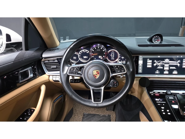 Porsche Panamera 3.0 AWD - автомобили, коли, обяви за нови и употребявани 12