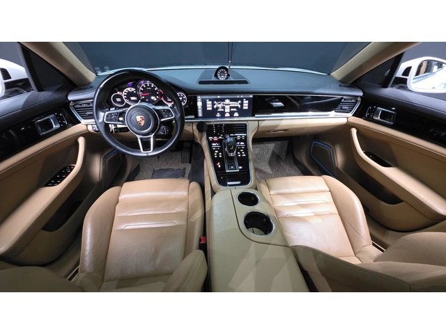 Porsche Panamera 3.0 AWD - автомобили, коли, обяви за нови и употребявани 6