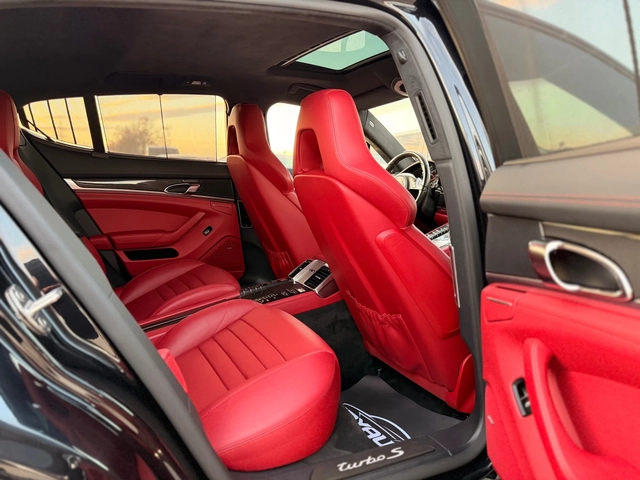 Porsche Panamera Turbo S= Chrono pack= Carbon Pack= Carbon Ceramic= - автомобили, коли, обяви за нови и употребявани 11