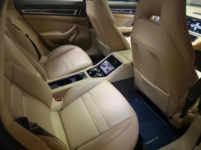 Porsche Panamera TURBO* PDK* МАСАЖ* ЗАВИВАЩ ЗАДЕН МОСТ - автомобили, коли, обяви за нови и употребявани 11