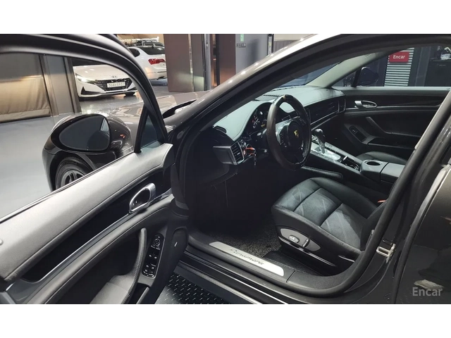 Porsche Panamera 3.0 V6 | PDK | Sunroof | Carbon Steering | Top Spe - автомобили, коли, обяви за нови и употребявани 3
