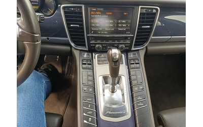 Porsche Panamera S 3.0 V6 E-Hybrid - автомобили, коли, обяви за нови и употребявани 15