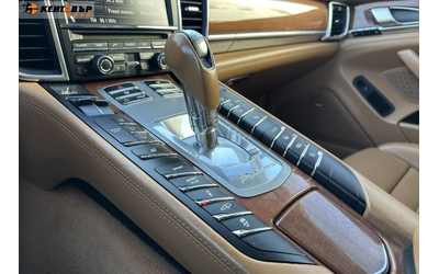 Porsche Panamera Turbo 4.8i 500к.с. - автомобили, коли, обяви за нови и употребявани 12