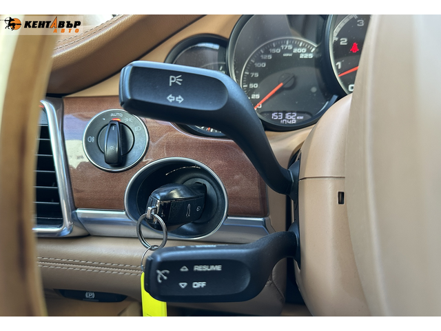 Porsche Panamera Turbo 4.8i 500к.с. - автомобили, коли, обяви за нови и употребявани 18