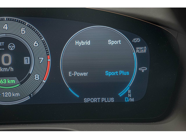 Porsche Panamera Turbo E-Hyb/PDLS+/PDK/Active Ride/Burm/Beifahrer-Display - автомобили, коли, обяви за нови и употребявани 13