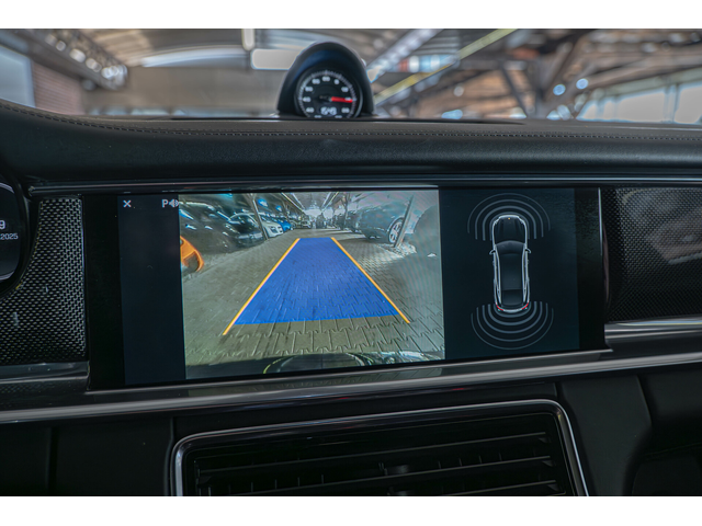 Porsche Panamera Turbo/PCCB/PDLS+ /Carbon pack/Magic Sky/Bose - автомобили, коли, обяви за нови и употребявани 11