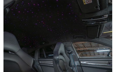 Porsche Panamera Turbo/PCCB/PDLS+ /Carbon pack/Magic Sky/Bose - автомобили, коли, обяви за нови и употребявани 13