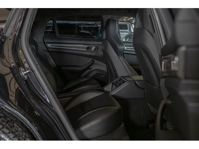 Porsche Panamera Turbo/PCCB/PDLS+ /Carbon pack/Magic Sky/Bose - автомобили, коли, обяви за нови и употребявани 15
