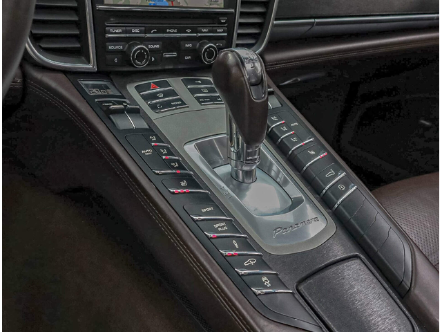 Porsche Panamera Turbo/PDLS/Sport Chrono/RSE/Bose/Камера/Алкантар - автомобили, коли, обяви за нови и употребявани 12