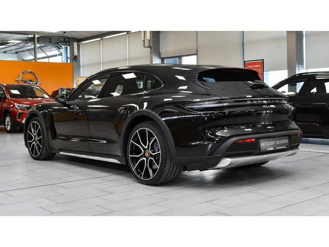 Porsche Taycan 4 Cross Turismo - автомобили, коли, обяви за нови и употребявани 6