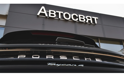 Porsche Taycan 4 Cross Turismo - автомобили, коли, обяви за нови и употребявани 9