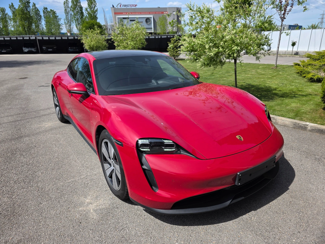 Porsche Taycan 4S Performance Plus в гаранция! - автомобили, коли, обяви за нови и употребявани 0