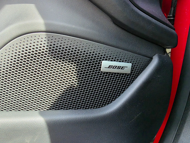 Porsche Taycan 4S Performance Plus в гаранция! - автомобили, коли, обяви за нови и употребявани 7