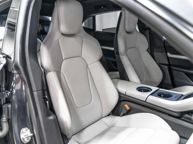 Porsche Taycan 4 CROSS TURISMO LOADED С РЕГИСТРАЦИЯ & АВТО КРЕДИТ - автомобили, коли, обяви за нови и употребявани 13