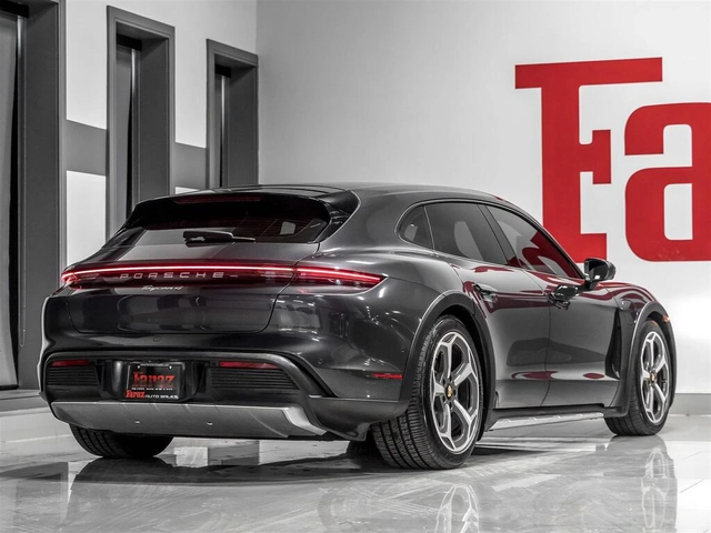 Porsche Taycan 4 CROSS TURISMO LOADED С РЕГИСТРАЦИЯ & АВТО КРЕДИТ - автомобили, коли, обяви за нови и употребявани 1