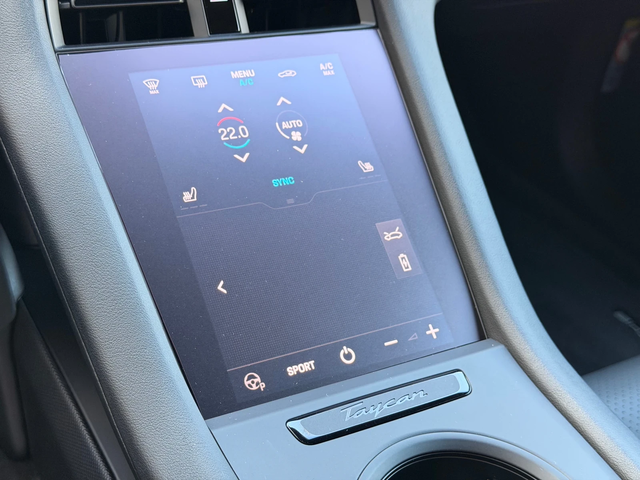 Porsche Taycan S - автомобили, коли, обяви за нови и употребявани 13