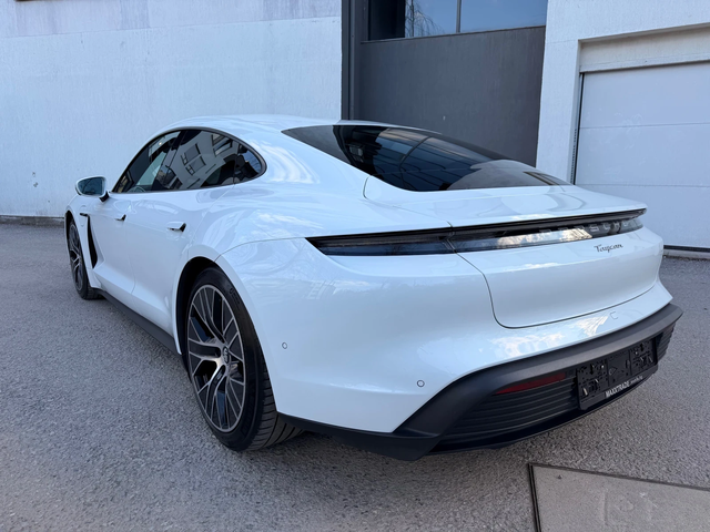 Porsche Taycan S - автомобили, коли, обяви за нови и употребявани 4