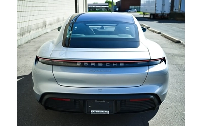 porsche-taycan - 3