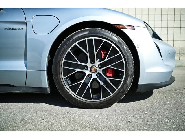 Porsche Taycan 4S| EXTENDED RANGE BATTERY* BOSE* ОБДУХ - автомобили, коли, обяви за нови и употребявани 5