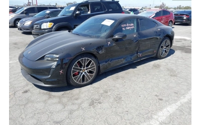 porsche-taycan - 1