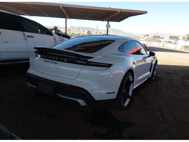 Porsche Taycan TURBO S* - автомобили, коли, обяви за нови и употребявани 3