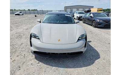porsche-taycan - 2