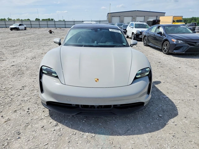 Porsche Taycan 4S* BOSE* ПОДГРЕВ* ОБДУХВАНЕ* ПАНОРАМА* - автомобили, коли, обяви за нови и употребявани 2