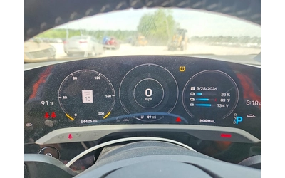 Porsche Taycan 4S* BOSE* ПОДГРЕВ* ОБДУХВАНЕ* ПАНОРАМА* - автомобили, коли, обяви за нови и употребявани 8