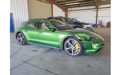porsche-taycan - 3