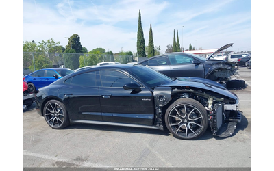 Porsche Taycan ELECTRIC All Wheel Drive - автомобили, коли, обяви за нови и употребявани 13