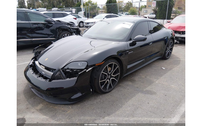 porsche-taycan-electric-all-wheel-drive - 1